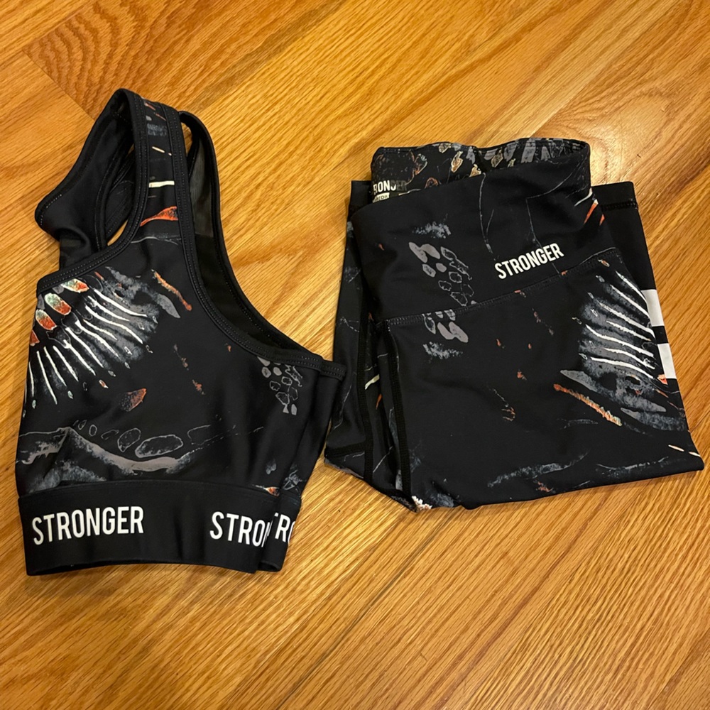 Stronger Voodoo Bike shorts & sports bra set